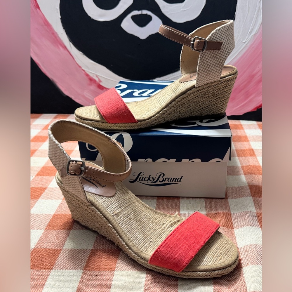 Lucky Brand LK-Kavelli Wedges, Size 6.5, with box